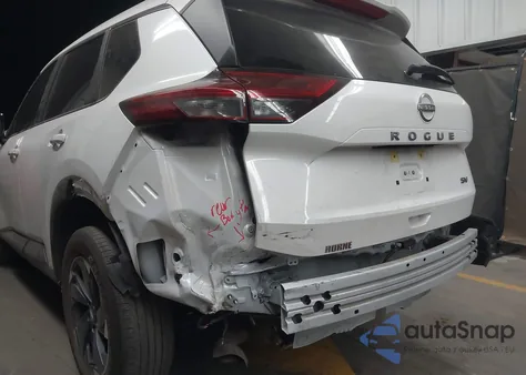 2024 Nissan Rogue Sv Fwd z USA, uszkodzony, nr VIN JN8BT3BA0RW355238